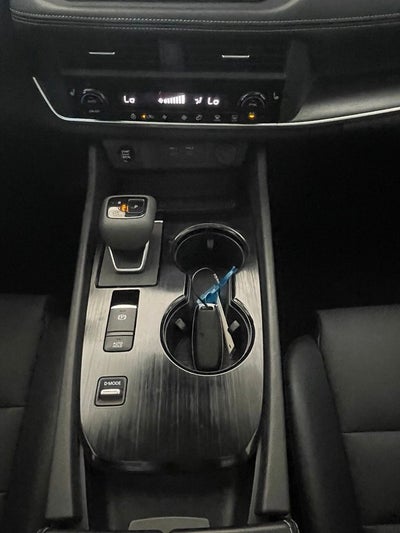 2024 Nissan Rogue SV PREMIUM PACKAGE / MOONROOF / LEATHER