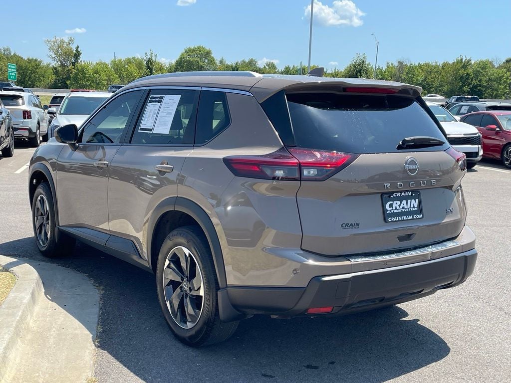 2024 Nissan Rogue SV PREMIUM PACKAGE / MOONROOF / LEATHER