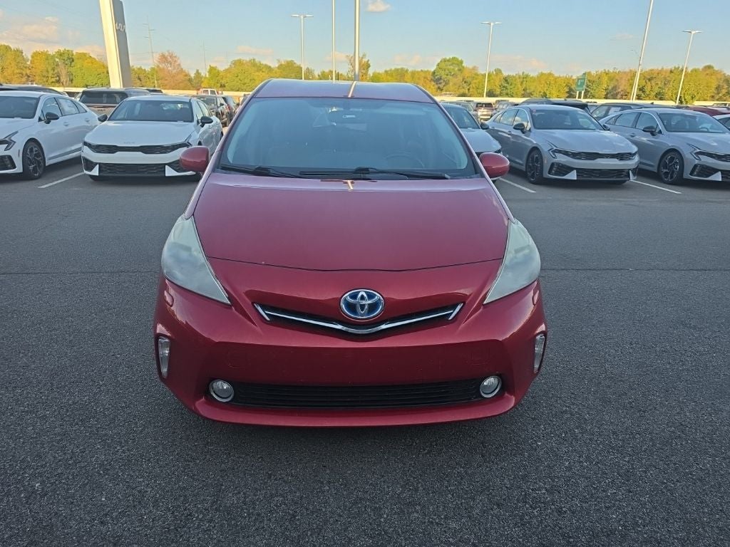2013 Toyota Prius v Five HEATED SEATS / NAV