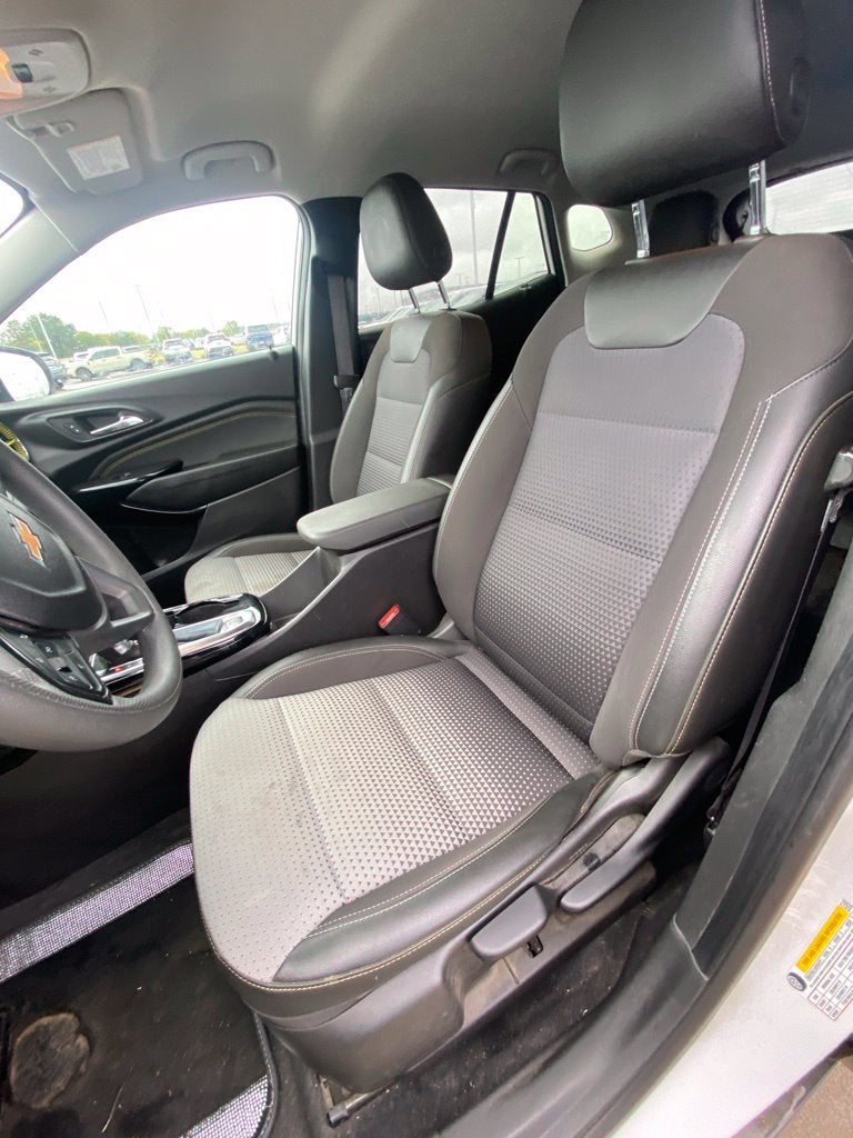 2025 Chevrolet Trax LT BLUETOOTH / BACK UP CAM