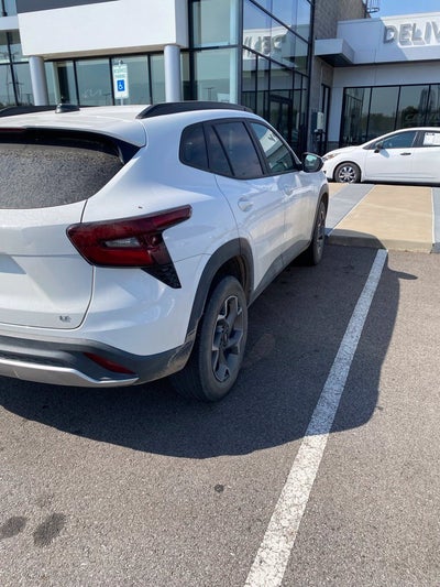 2025 Chevrolet Trax LT