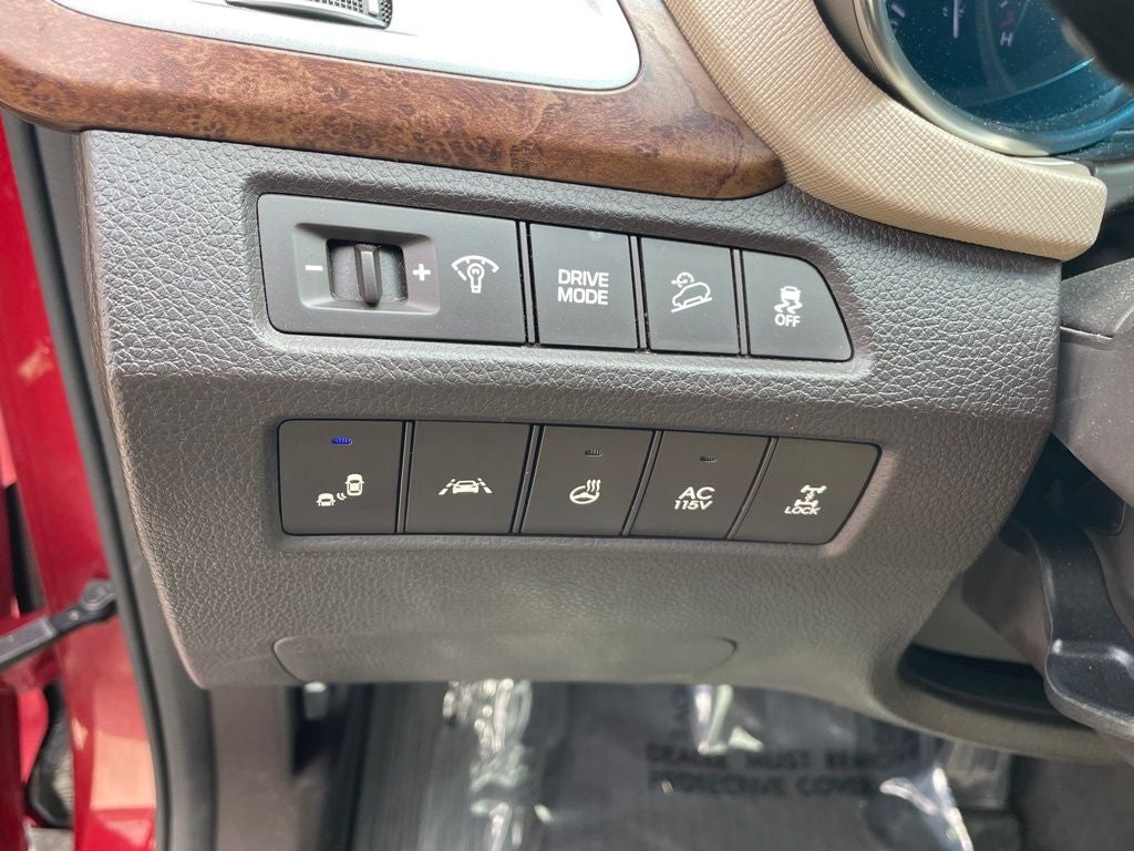 2017 Hyundai Santa Fe Limited Ultimate