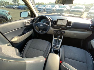 2025 Hyundai Venue Limited ONE OWNER / HEATED SEATS / NAV