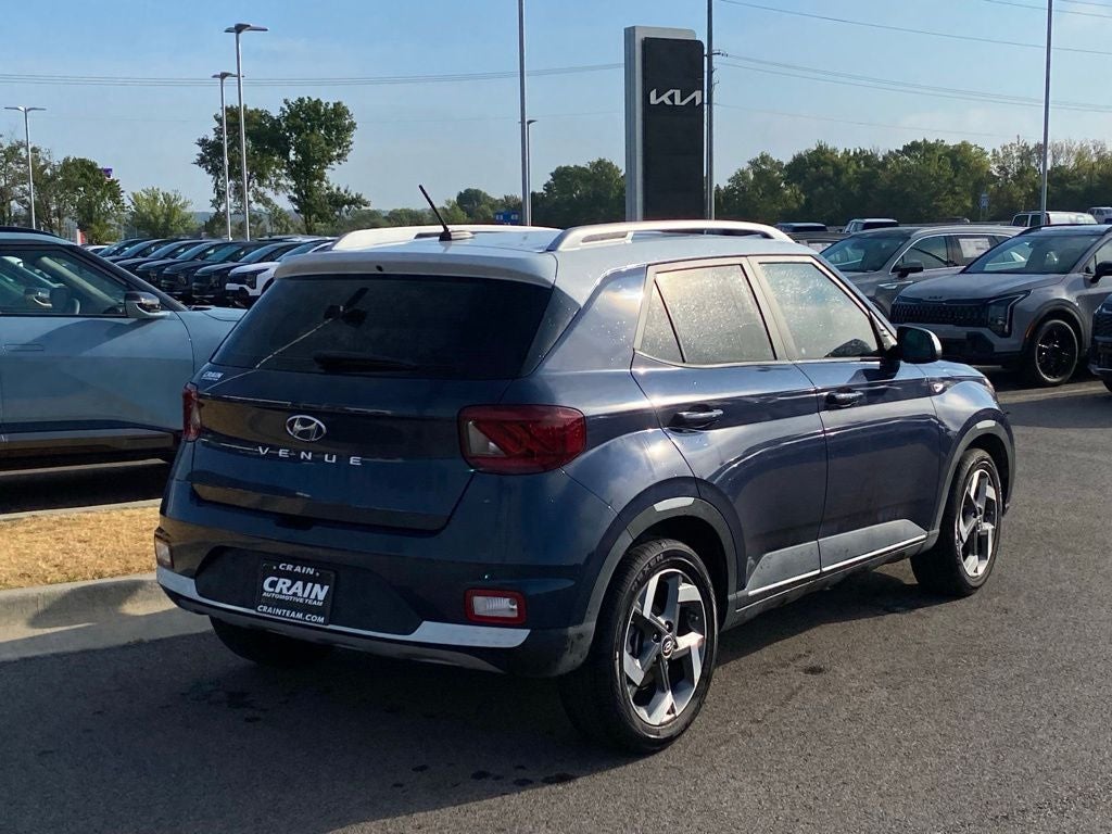 2025 Hyundai Venue Limited ONE OWNER / HEATED SEATS / NAV