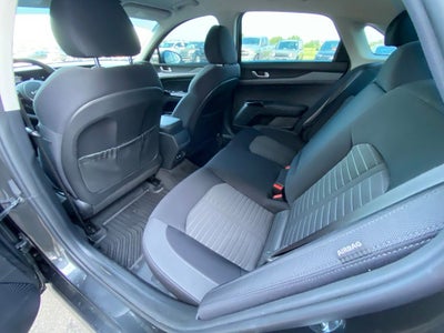 2026 Kia K5 LXS ONE OWNER / CLEAN CARFAX
