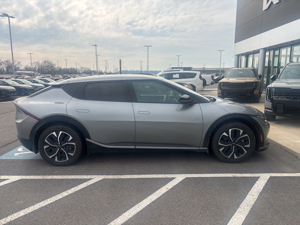 2023 Kia EV6 Wind