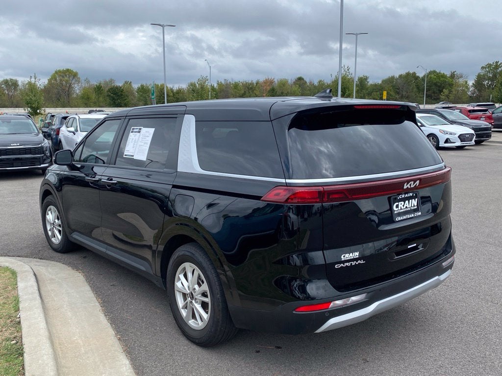 2024 Kia Carnival LX APPLE CARPLAY / 3RD ROW