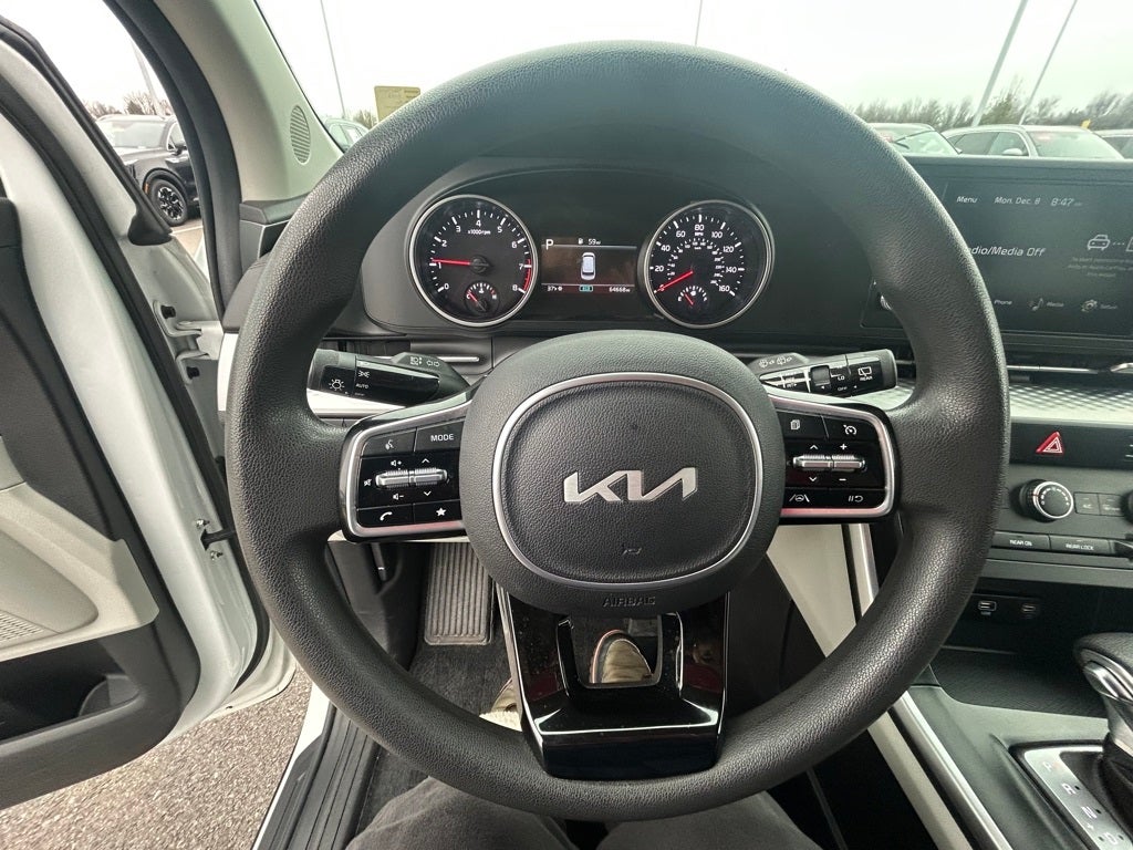 2023 Kia Carnival LX CPO / 3RD ROW