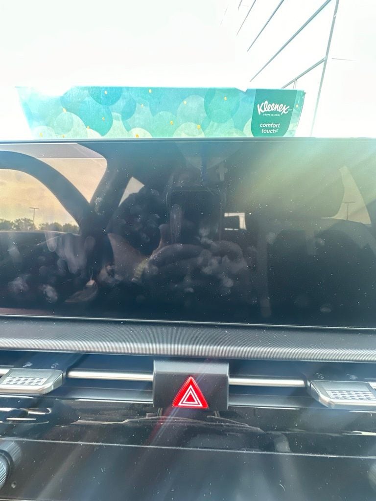 2026 Kia Sportage Hybrid EX MOONROOF / LEATHER / HEATED SEATS / NAV