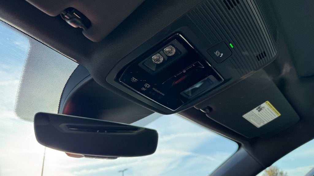 2021 Volkswagen ID.4 Pro S ONE OWNER / NAV / HEATED SEATS