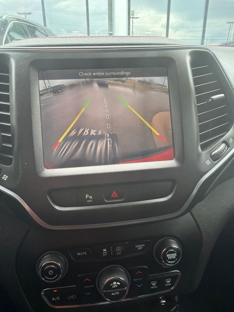 2019 Jeep Cherokee Trailhawk