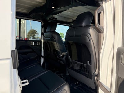 2025 Jeep Gladiator High Tide