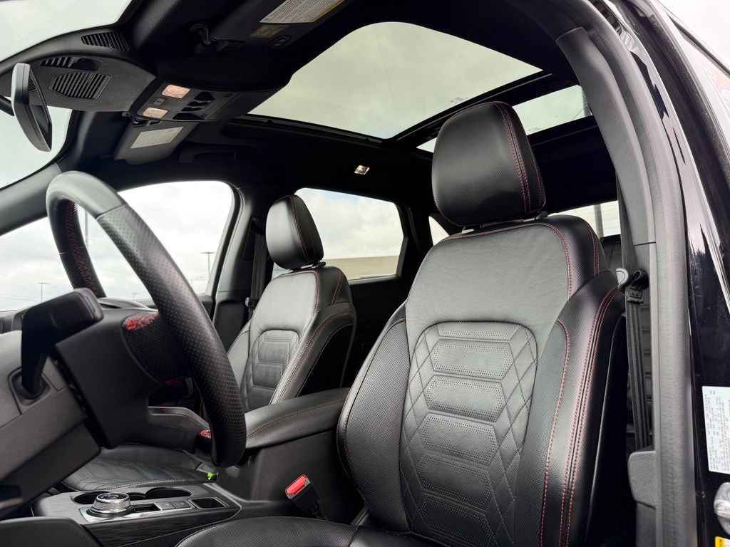2024 Ford Escape ST-Line Elite
