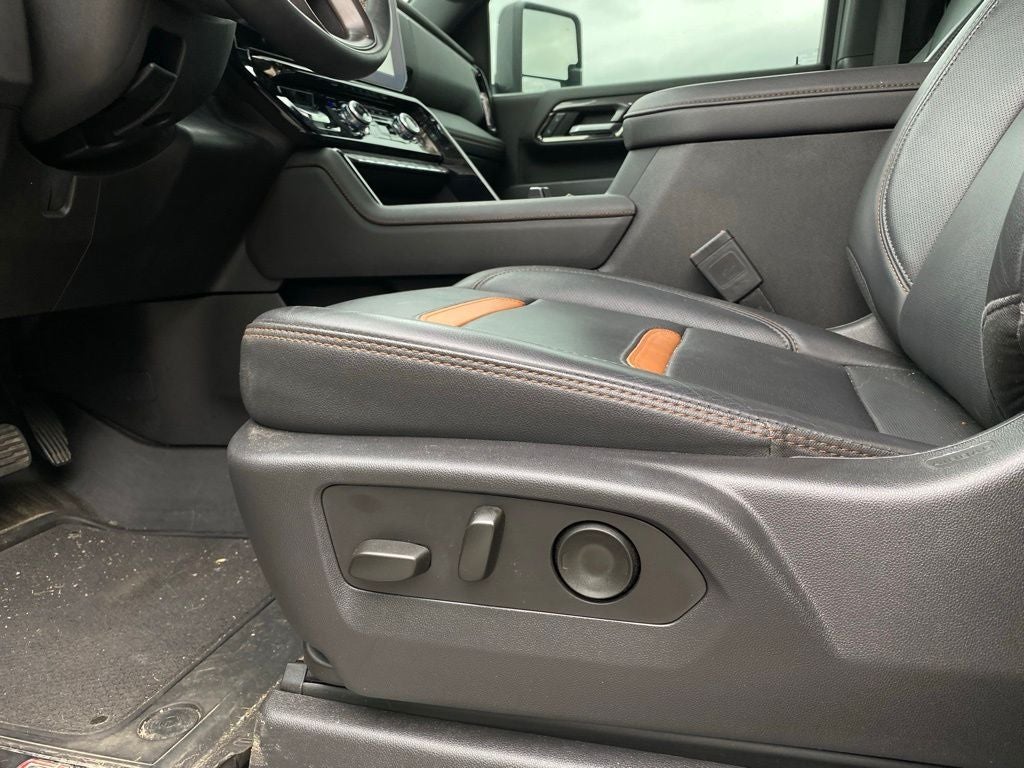 2025 GMC Sierra 2500HD AT4
