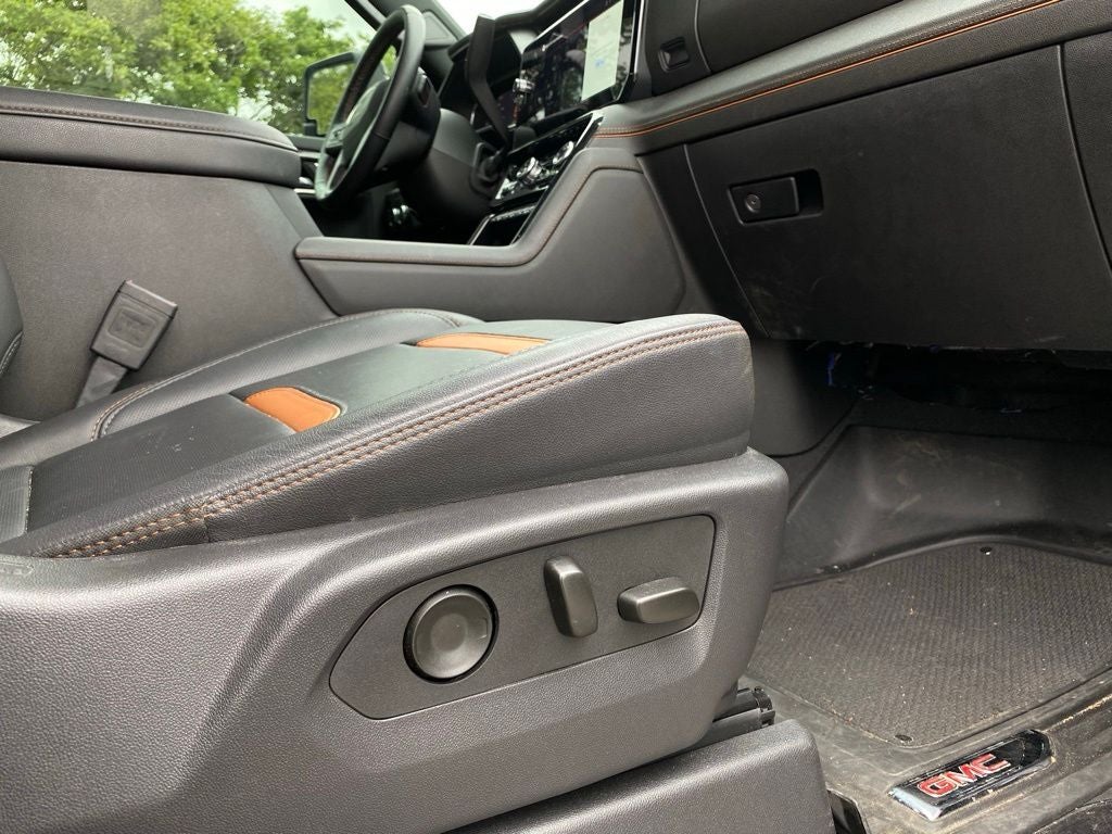 2025 GMC Sierra 2500HD AT4