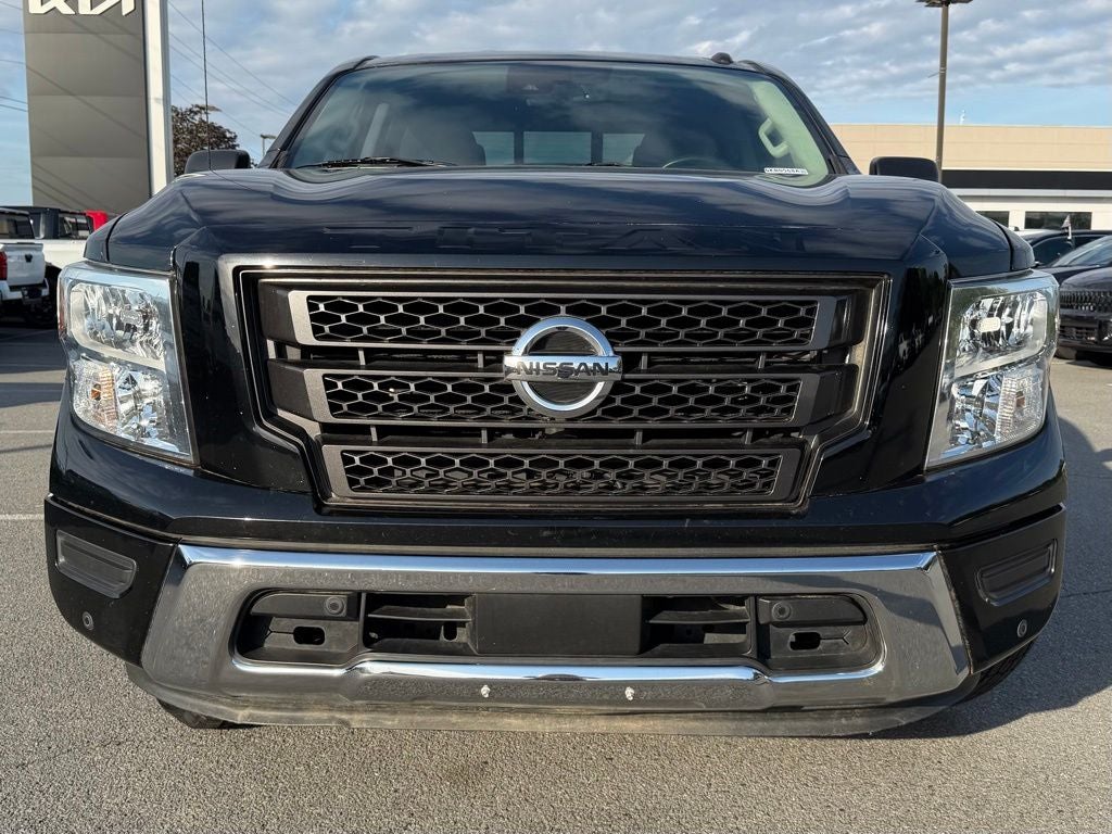 2021 Nissan Titan SV