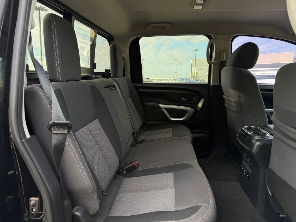 2021 Nissan Titan SV