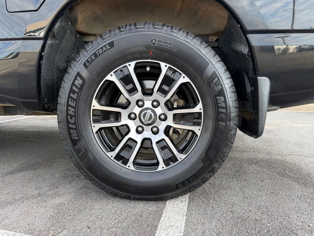 2021 Nissan Titan SV
