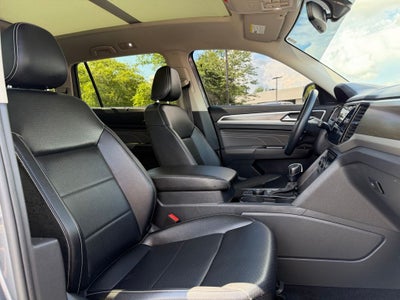 2022 Volkswagen Atlas 3.6L V6 SE w/Technology