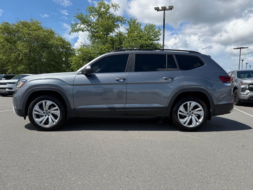 2022 Volkswagen Atlas 3.6L V6 SE w/Technology