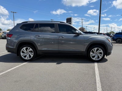 2022 Volkswagen Atlas 3.6L V6 SE w/Technology