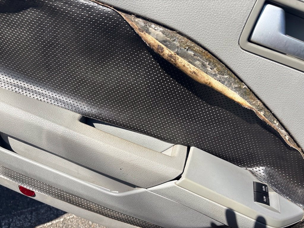 2009 Ford Mustang Base