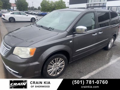 2014 Chrysler Town & Country Touring-L