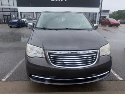 2014 Chrysler Town & Country Touring-L