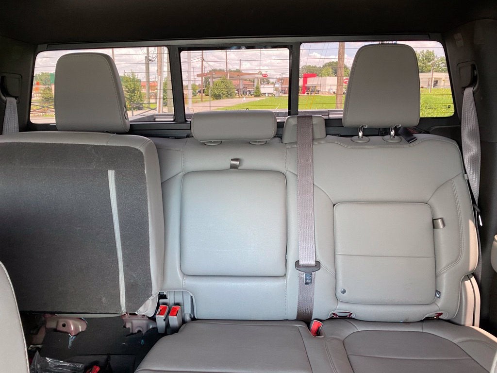 2022 GMC Sierra 1500 Limited SLT *Preferred Pkg/ X31 Off-Road Pkg