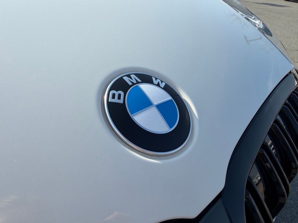 2025 BMW 3 Series 330i