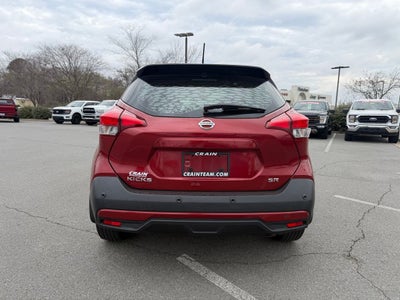 2020 Nissan Kicks SR