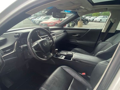 2021 Lexus ES 300h *Premium Pkg/Heated & Ventilated Seats