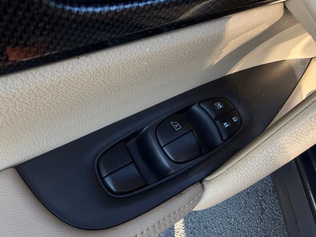 2015 Nissan Rogue SL *Premium Pkg/Pano Roof