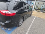 2019 Toyota Sienna XLE 8 Passenger