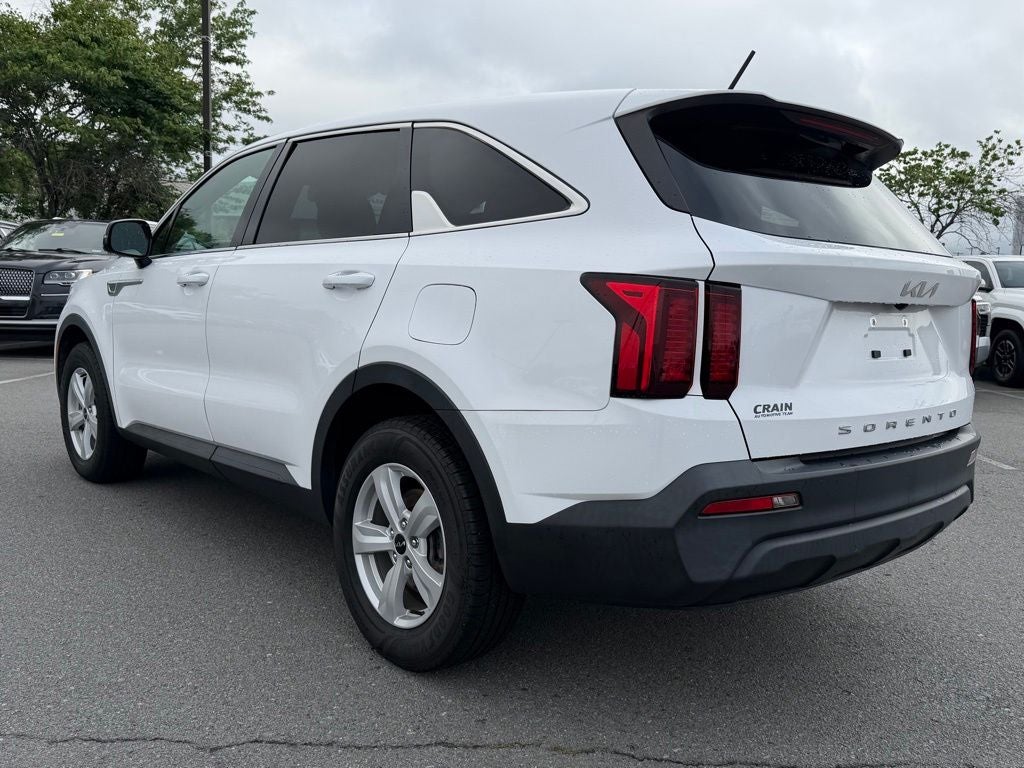 2022 Kia Sorento LX
