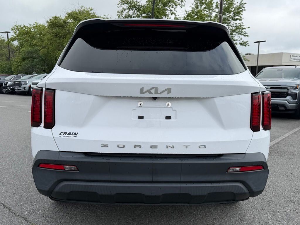 2022 Kia Sorento LX