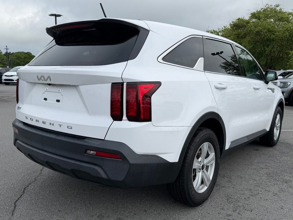 2022 Kia Sorento LX