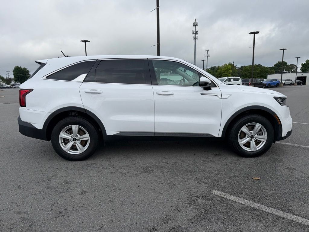 2022 Kia Sorento LX