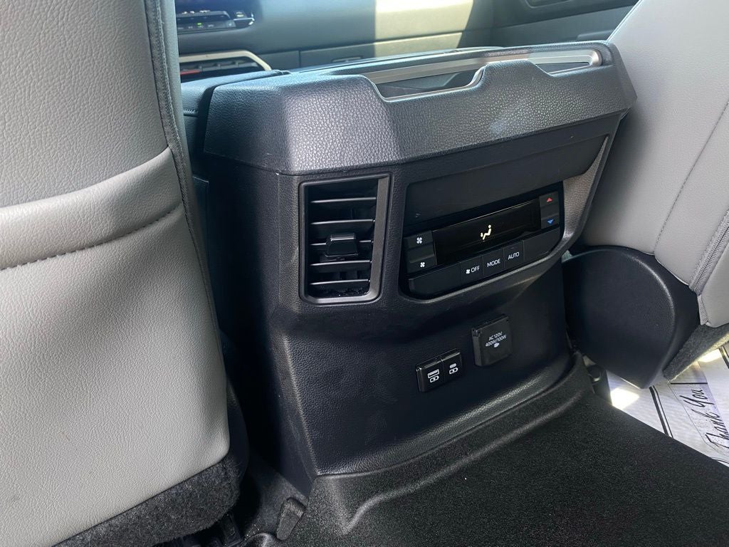 2024 Toyota Sequoia SR5