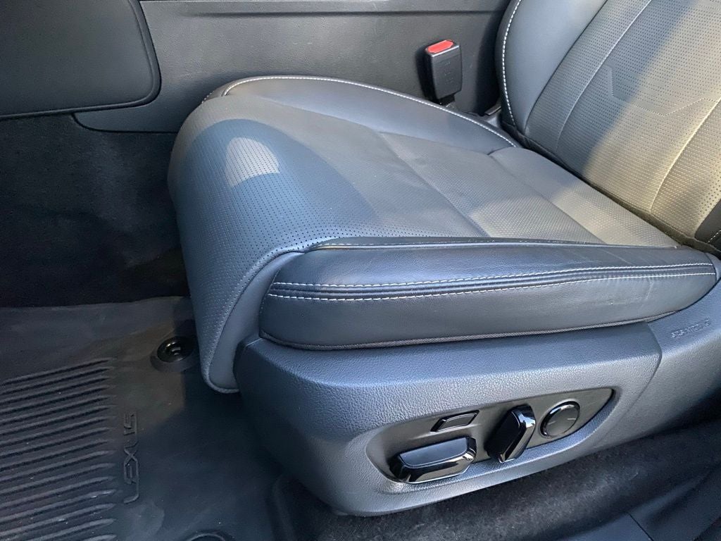 2024 Lexus GX 550 Luxury w/Bucket Seats