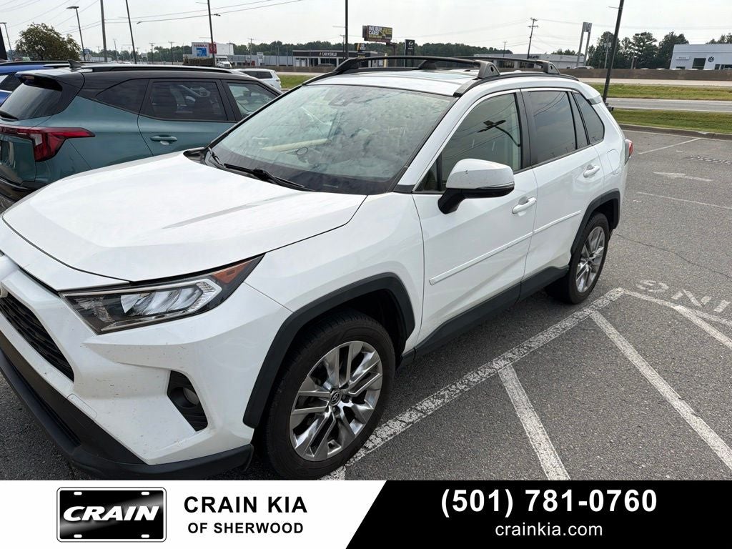 2020 Toyota RAV4 XLE Premium