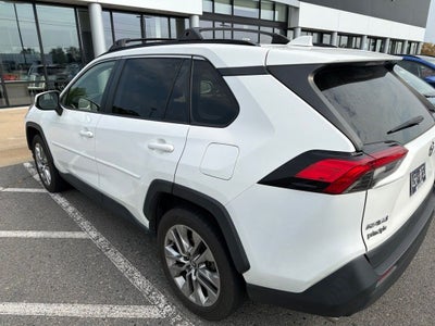 2020 Toyota RAV4 XLE Premium