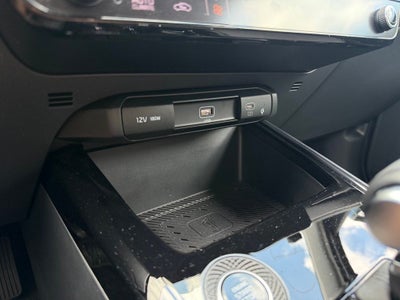 2025 Kia Niro SX