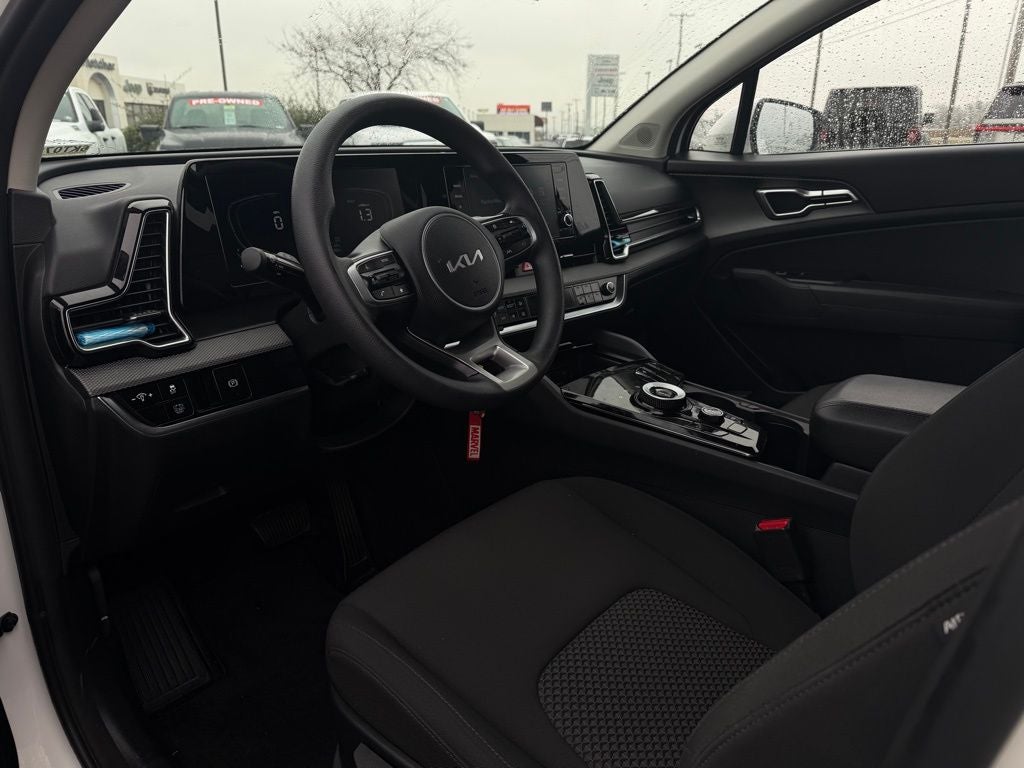 2024 Kia Sportage Hybrid LX