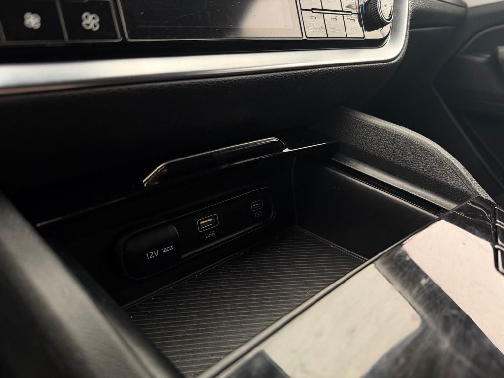 2024 Kia Sportage Hybrid LX