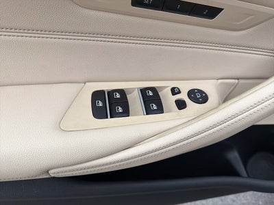2022 BMW 5 Series 540i xDrive *Live Cockpit Pro/ Convenience Pkg