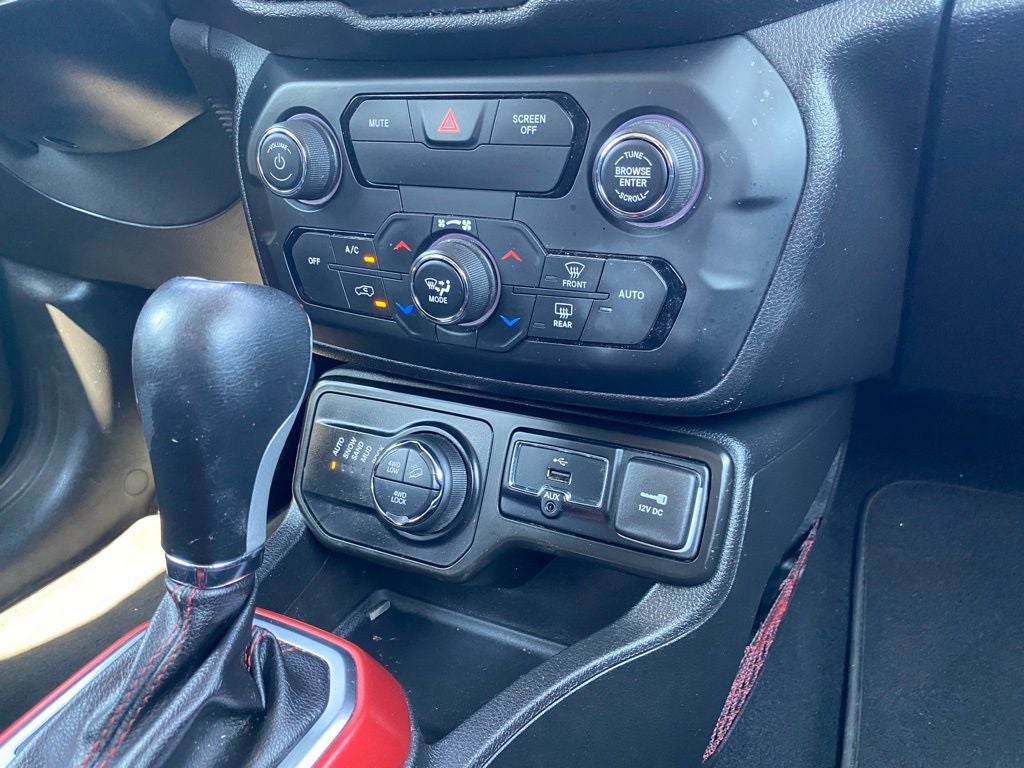 2018 Jeep Renegade Trailhawk *Heated Sterring Wheel/Front Seats
