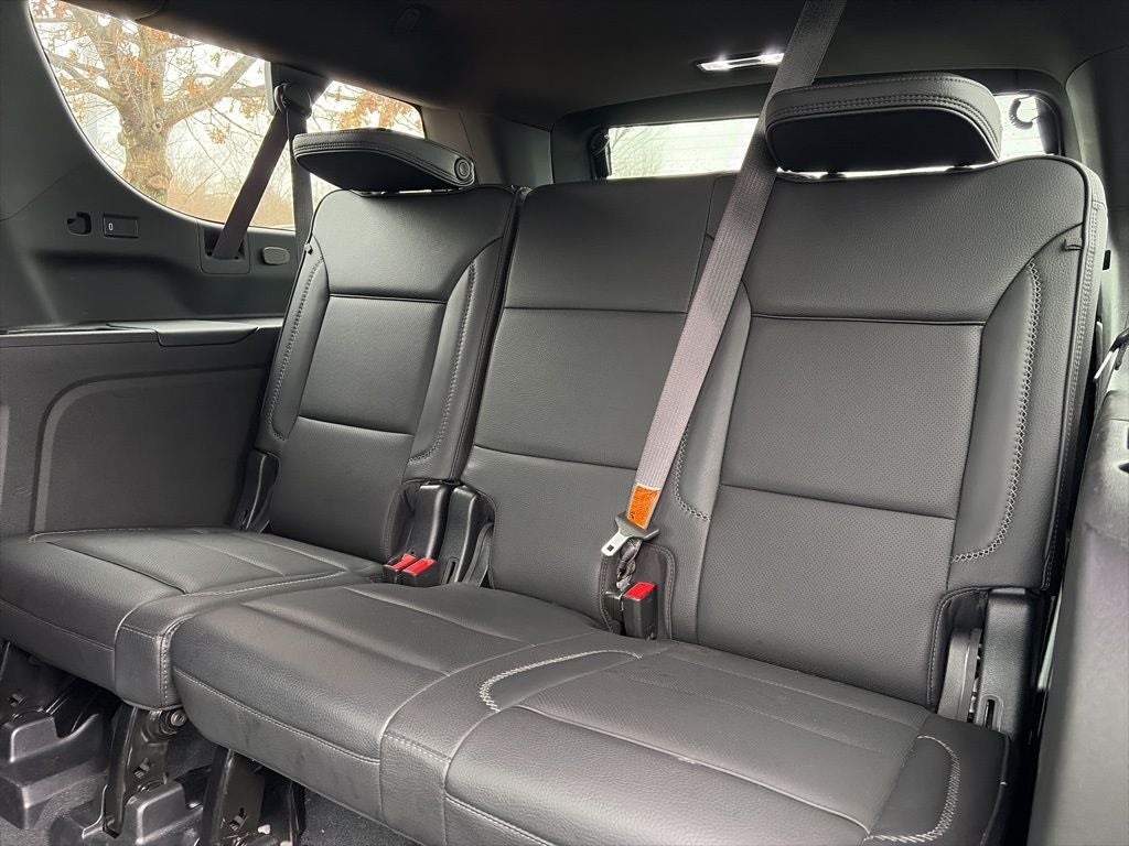 2022 GMC Yukon XL Denali AWD BLACKOUT CLEAN CARFAX