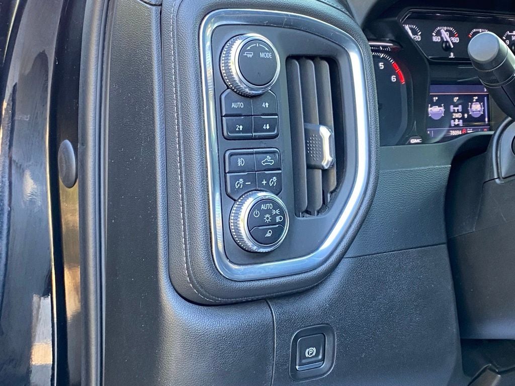 2022 GMC Sierra 2500HD SLT