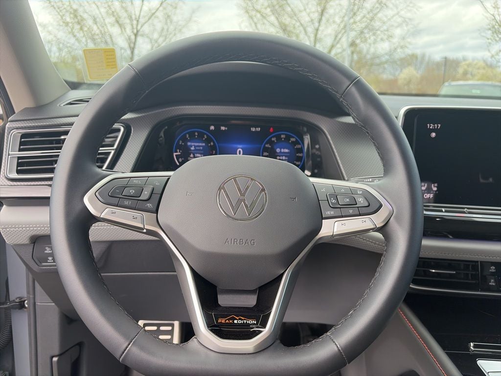 2025 Volkswagen Atlas 2.0T Peak Edition